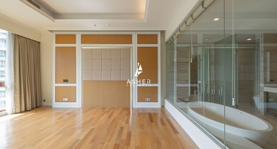 Wohnung zum Kauf mit 3 Zimmer in Watthana, Bangkok