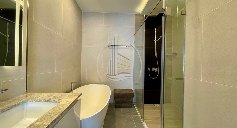 For rent 3 bedrooms condo in Jomtien, Pattaya
