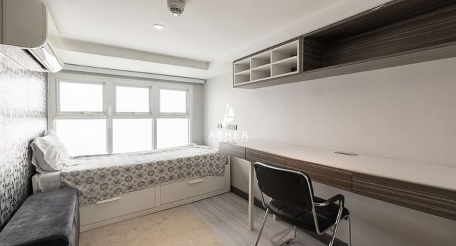 For rent and for sale 4 bedrooms condo in Watthana, Bangkok