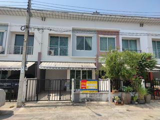 For sale studio townhouse in Rat Burana, Bangkok