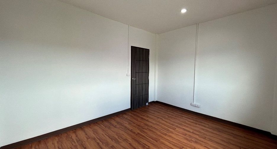For sale studio townhouse in Rat Burana, Bangkok