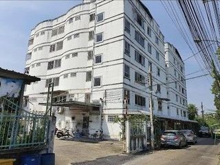 For sale 108 bed apartment in Wang Thonglang, Bangkok