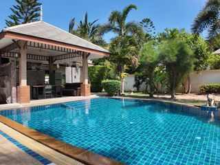 À louer et à vendre 4 chambres maison à Bang Lamung, Chonburi