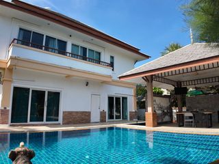 À louer et à vendre 4 chambres maison à Bang Lamung, Chonburi
