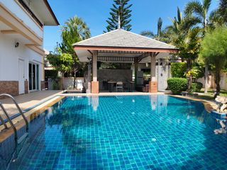 À louer et à vendre 4 chambres maison à Bang Lamung, Chonburi