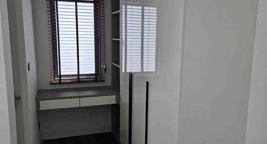 出租 4 卧室 独立屋 在 Bang Phli, Samut Prakan