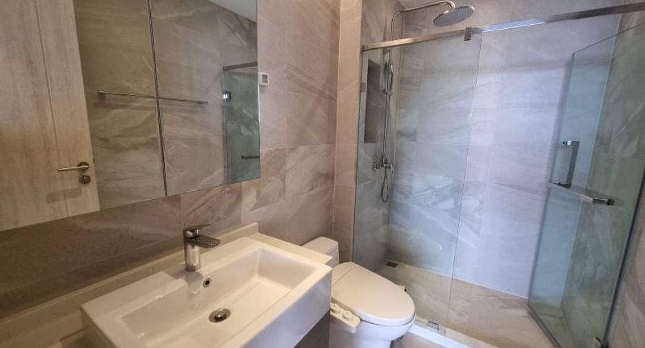 For rent 2 bedrooms condo in Si Racha, Chonburi