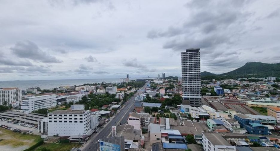 For rent 2 bedrooms condo in Si Racha, Chonburi
