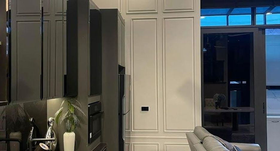 For rent and for sale 3 bedrooms townhouse in Chatuchak, Bangkok