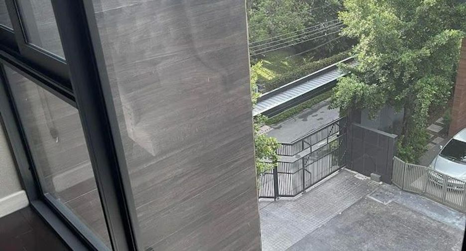 For rent and for sale 3 bedrooms townhouse in Chatuchak, Bangkok