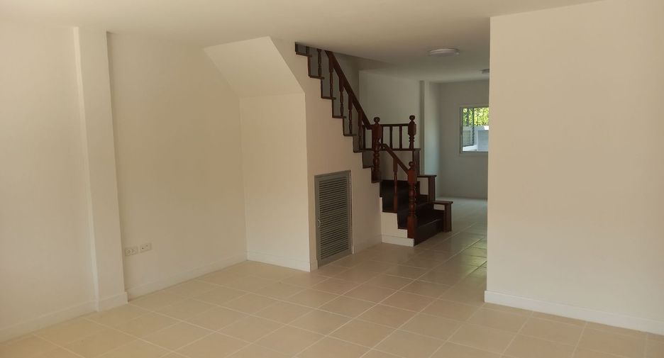 À vendre studio maison de ville à Bang Khen, Bangkok