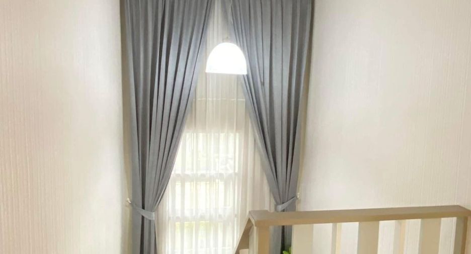 Casa en venta de 3 habitaciones en San Kamphaeng, Chiang Mai