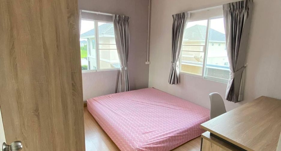 Casa en venta de 3 habitaciones en San Kamphaeng, Chiang Mai