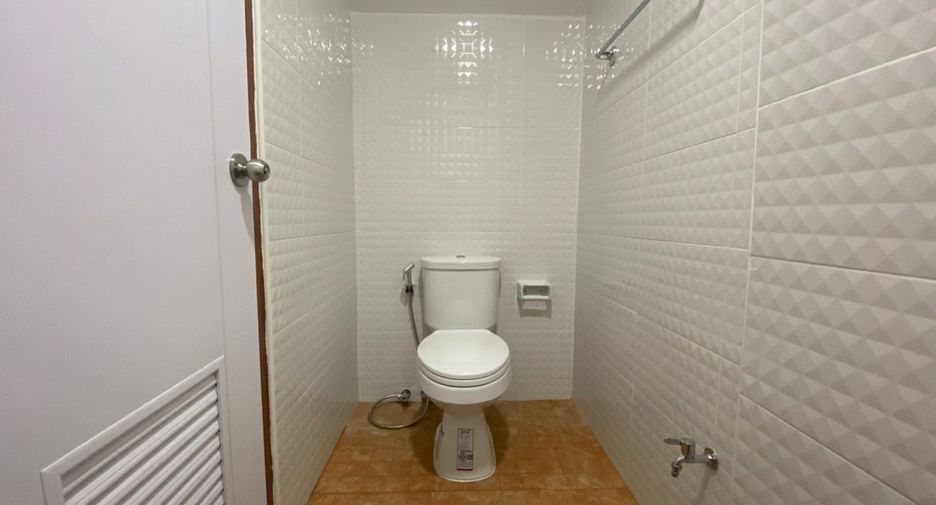 For sale studio townhouse in Bang Khae, Bangkok