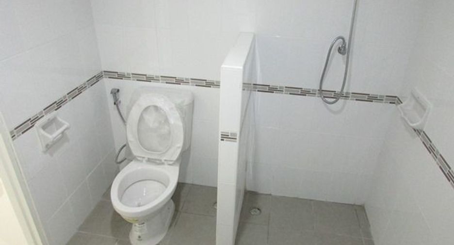 For sale スタジオ townhouse in Lat Krabang, Bangkok