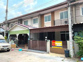 For sale スタジオ townhouse in Khlong Sam Wa, Bangkok