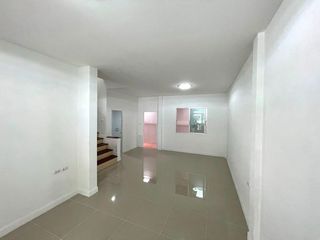 For sale スタジオ townhouse in Khlong Sam Wa, Bangkok
