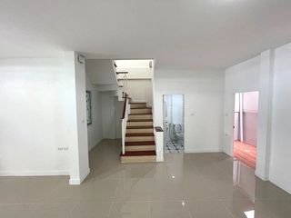 For sale スタジオ townhouse in Khlong Sam Wa, Bangkok