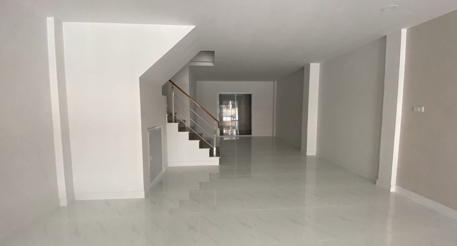 For sale studio townhouse in Bang Khen, Bangkok