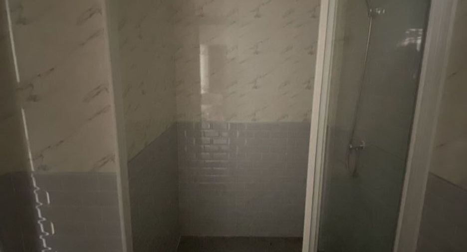 For sale studio townhouse in Bang Khen, Bangkok