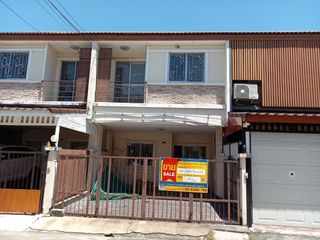 出售 公寓 联排别墅 在 Bang Khen, 曼谷