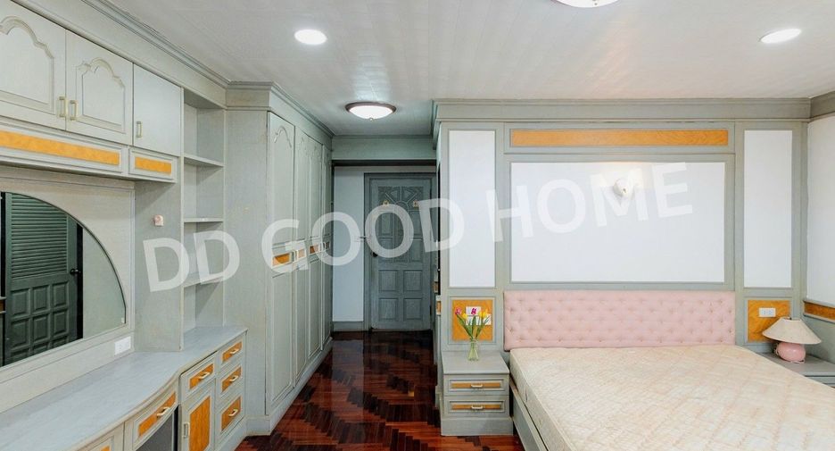 For sale 5 bedrooms house in Hat Yai, Songkhla