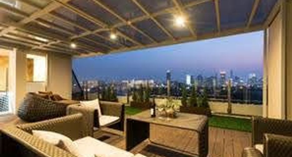 For rent 4 bedrooms condo in Khlong Toei, Bangkok