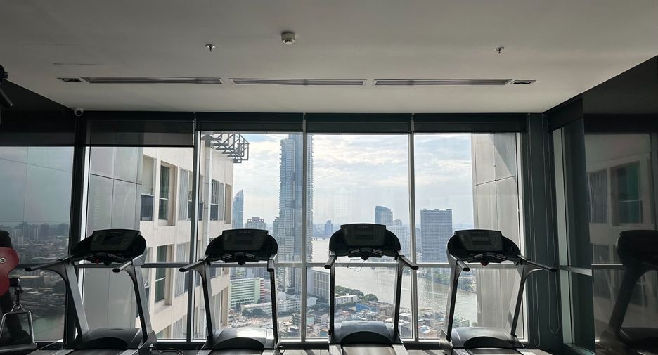 Condo en alquiler y en venta de 1 habitaciones en Sathon, Bangkok