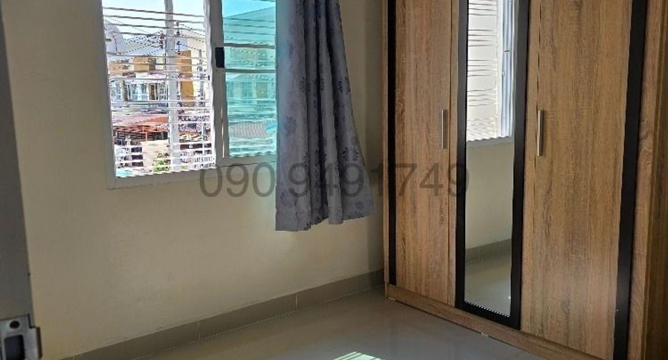 For rent 3 bedrooms townhouse in Thung Khru, Bangkok