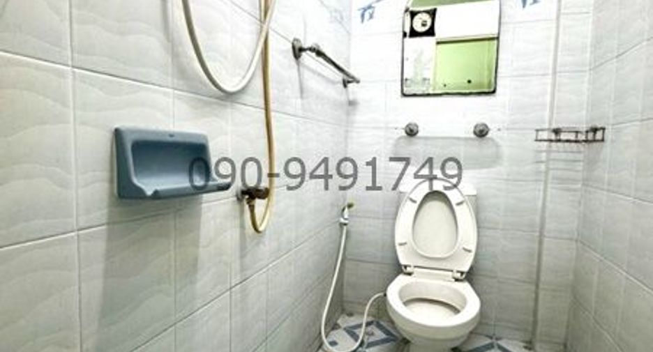 Reihenhaus zur Miete mit 2 Zimmer in Bangkok Noi, Bangkok