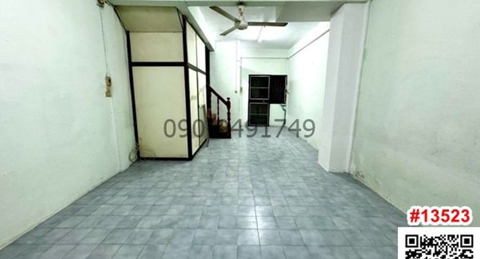 Reihenhaus zur Miete mit 2 Zimmer in Bangkok Noi, Bangkok