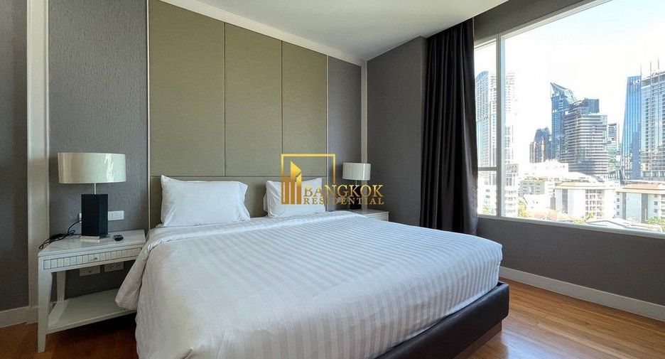 For rent 3 Beds condo in Khlong Toei, Bangkok