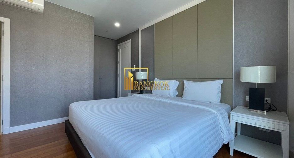 For rent 3 Beds condo in Khlong Toei, Bangkok