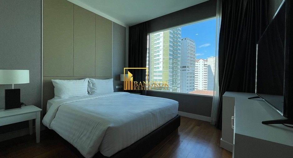 For rent 3 Beds condo in Khlong Toei, Bangkok