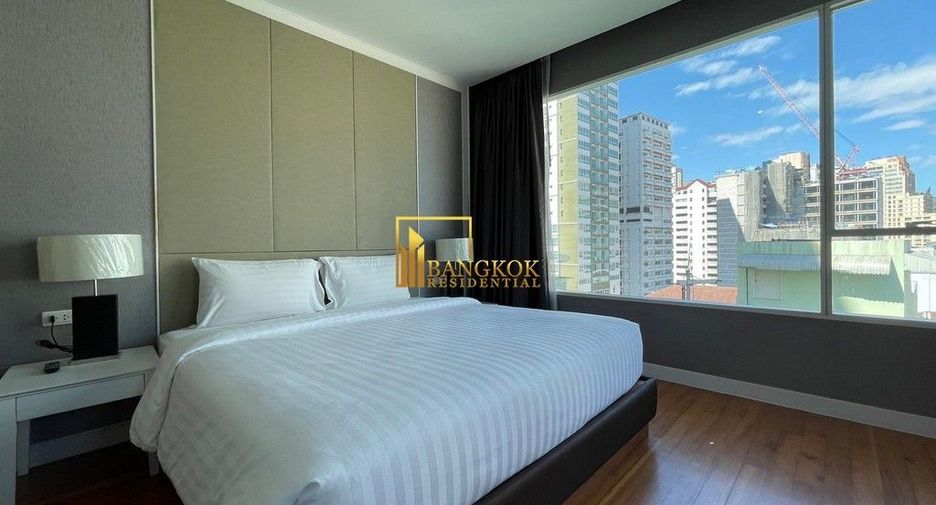 For rent 3 Beds condo in Khlong Toei, Bangkok