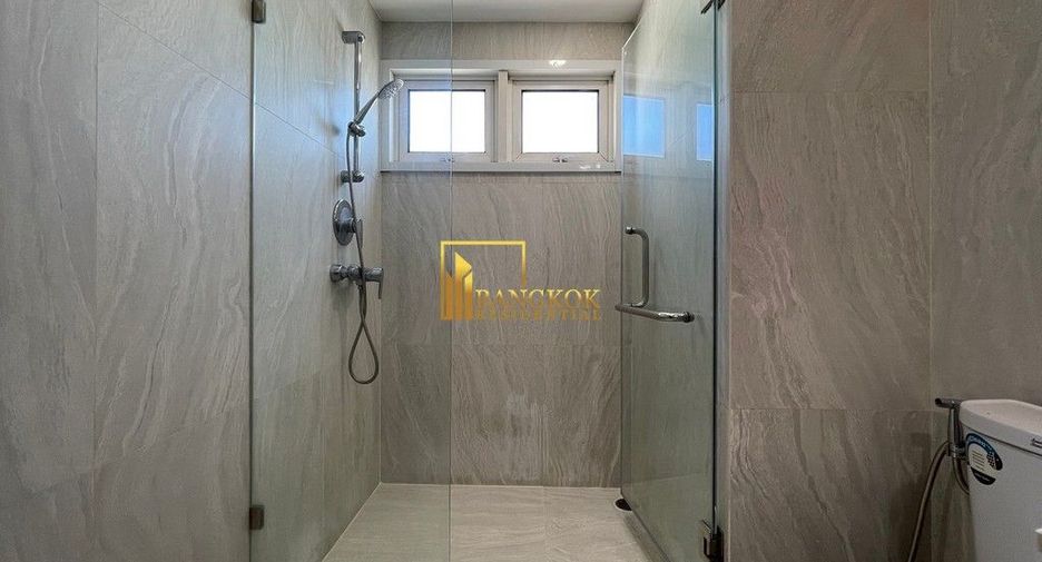 For rent 3 Beds condo in Khlong Toei, Bangkok