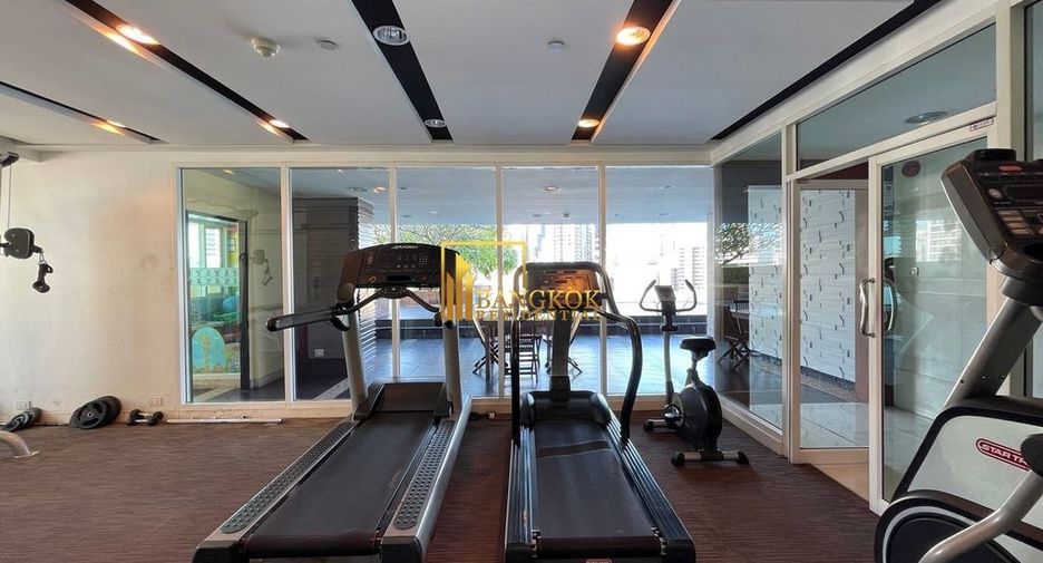 For rent 3 Beds condo in Khlong Toei, Bangkok