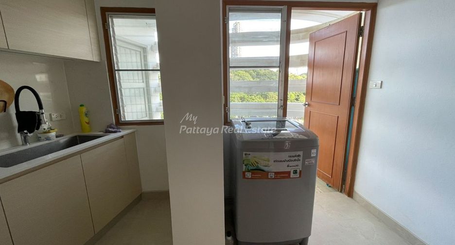 For rent 3 bedrooms condo in Bang Lamung, Chonburi