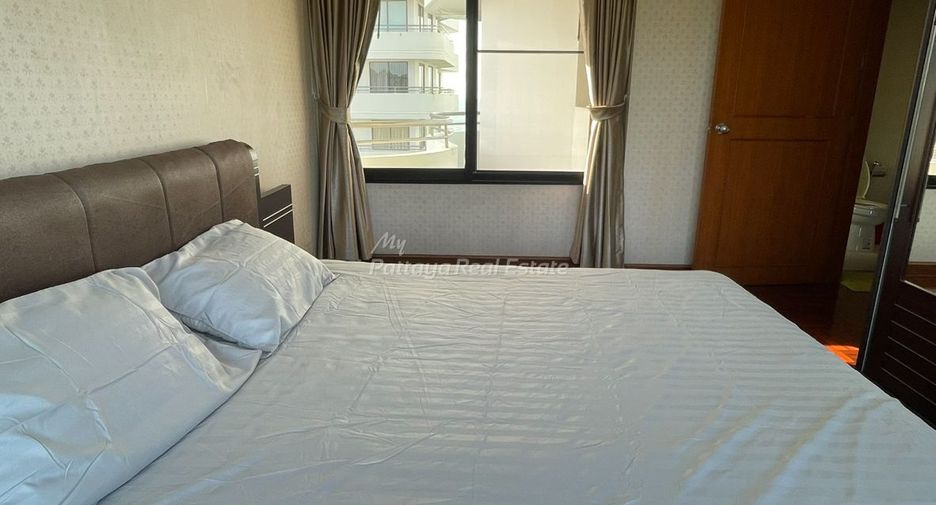 For rent 3 bedrooms condo in Bang Lamung, Chonburi