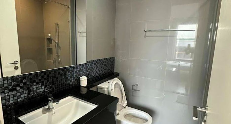 Продажа 2 спальни кондо в Чатучак, Бангкок