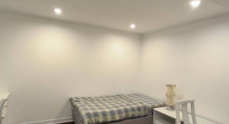 For sale 2 ベッドルーム condo in Khlong Toei, Bangkok