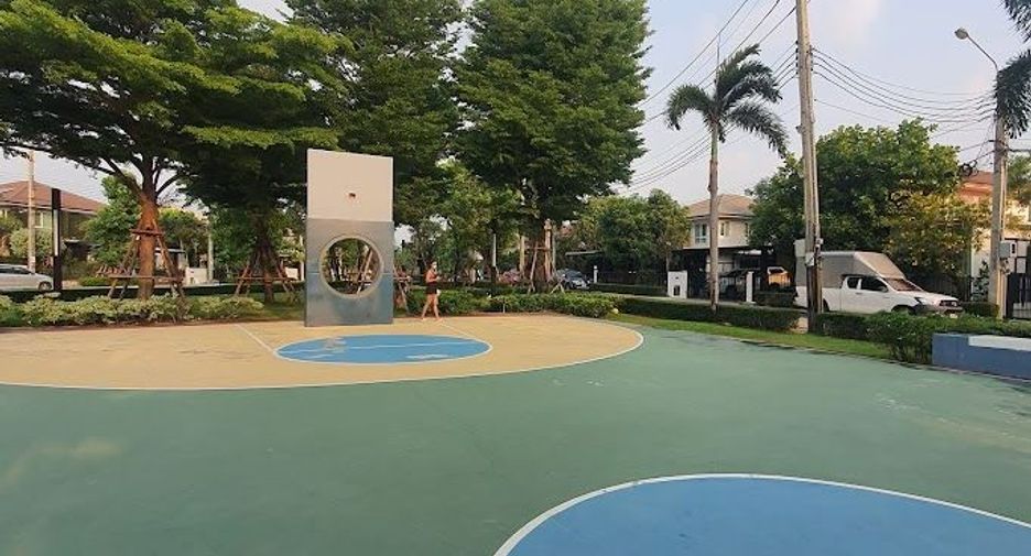 出租 3 卧室 独立屋 在 Sai Mai, 曼谷
