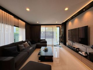 For rent 4 Beds house in Bang Kapi, Bangkok