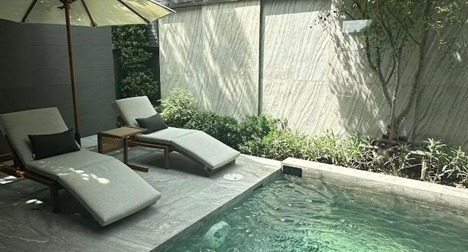 For sale 5 bedrooms condo in Bang Kapi, Bangkok