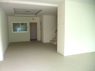 For sale スタジオ townhouse in Lat Krabang, Bangkok