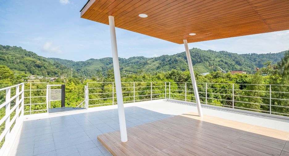For sale 4 bedrooms villa in Kathu, Phuket