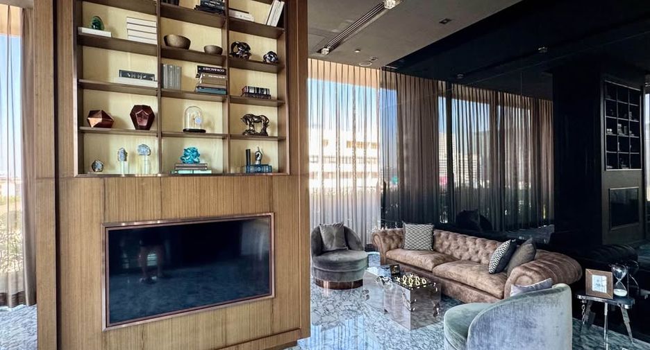 For rent 1 Beds condo in Phaya Thai, Bangkok