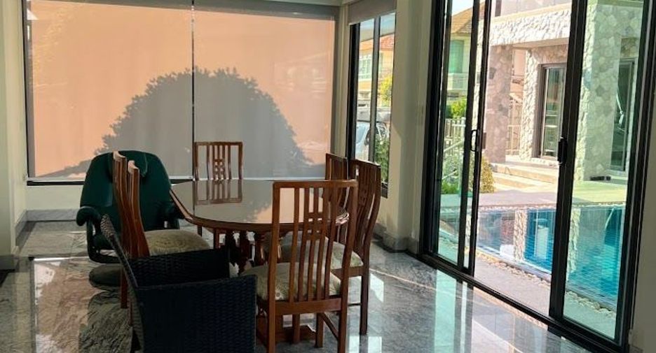 For sale 5 bedrooms house in Taling Chan, Bangkok