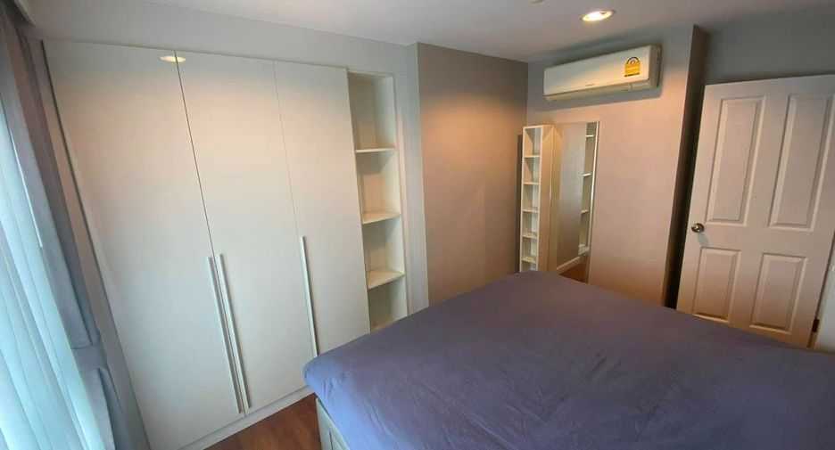 À vendre 2 chambres condo à Huai Khwang, Bangkok
