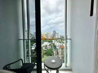 For rent 1 bed serviced apartment in Watthana, Bangkok